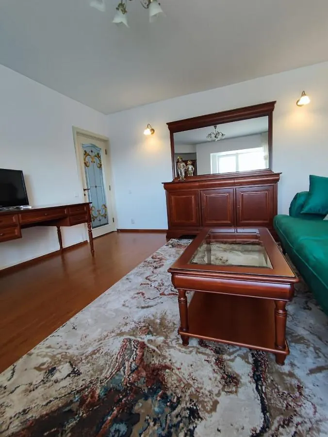 Апартаменты L'Imerald Ultra-Central Apartment-Artesian Fountains View Бухарест